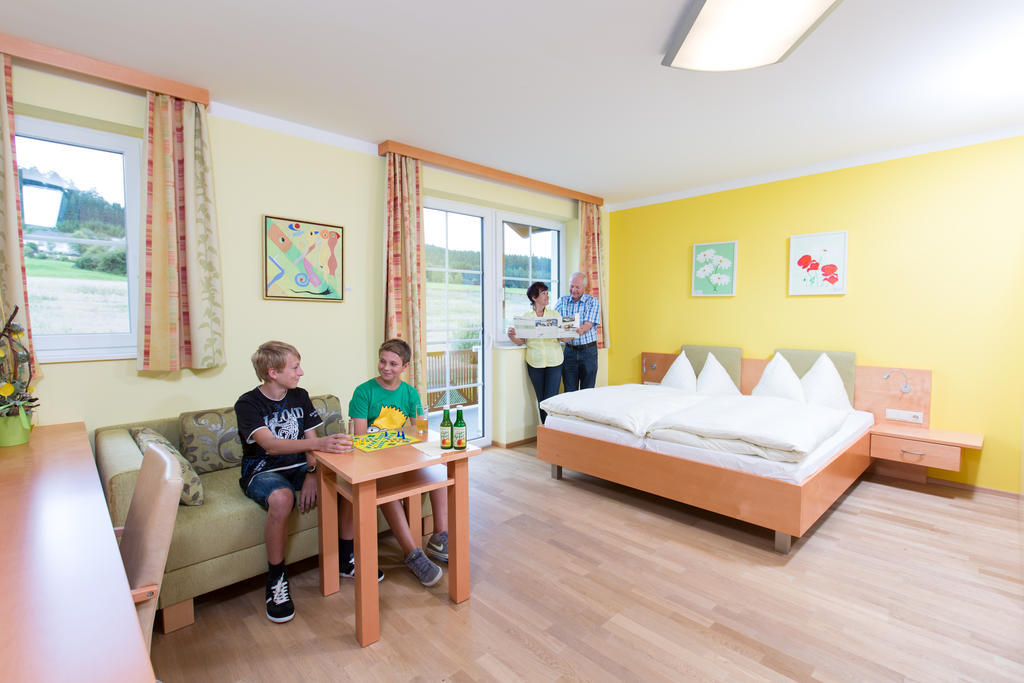 Gasthof-Pension Nordwald Harbach  Kamer foto